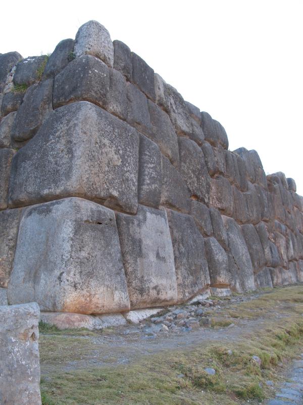 ПО&nbsp;СЛЕДАМ КОНКИСТАДОРОВ И&nbsp;ПРИШЕЛЬЦЕВ